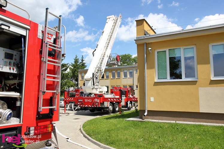 Ćwiczenia strażaków PSP w budynku OREW