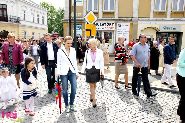Procesja Bożego Ciała ulicami starego miasta