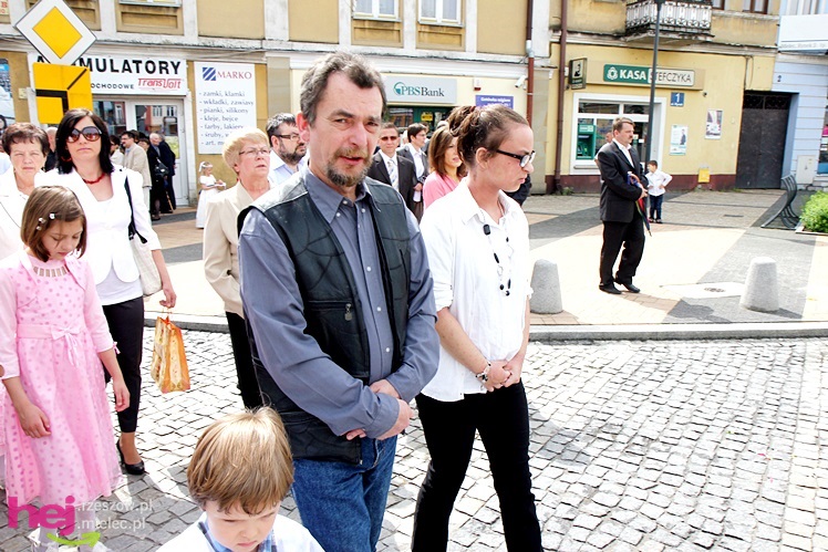 Procesja Bożego Ciała ulicami starego miasta