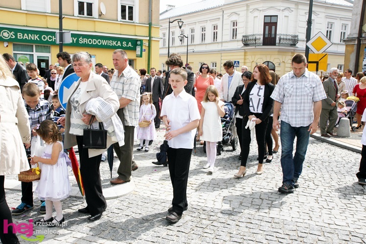 Procesja Bożego Ciała ulicami starego miasta