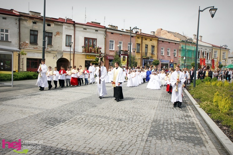 Procesja Bożego Ciała ulicami starego miasta