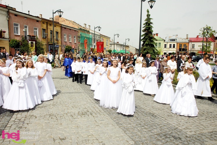 Procesja Bożego Ciała ulicami starego miasta