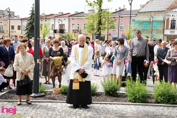 Procesja Bożego Ciała ulicami starego miasta