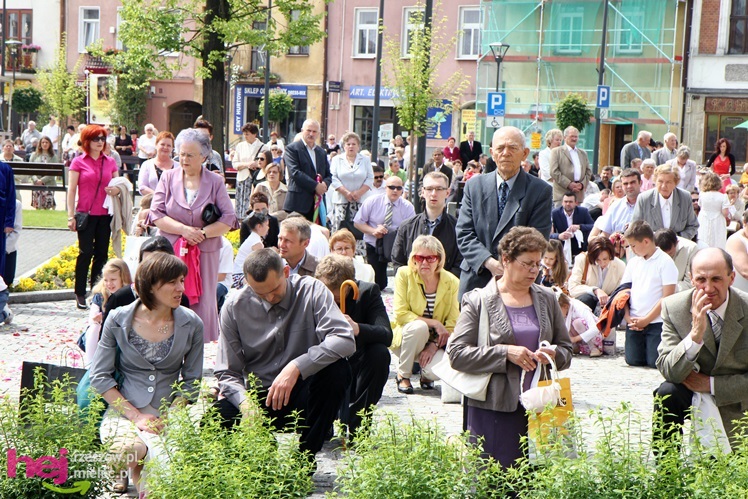 Procesja Bożego Ciała ulicami starego miasta