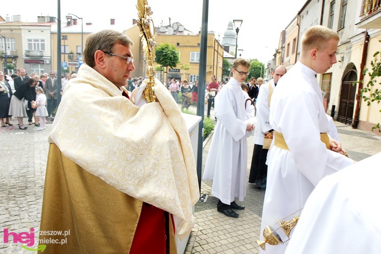 Procesja Bożego Ciała ulicami starego miasta