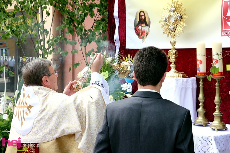 Procesja Bożego Ciała ulicami starego miasta