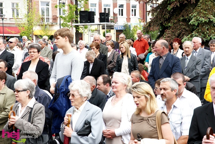 Procesja Bożego Ciała ulicami starego miasta