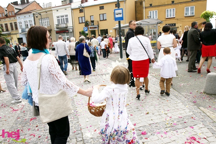 Procesja Bożego Ciała ulicami starego miasta
