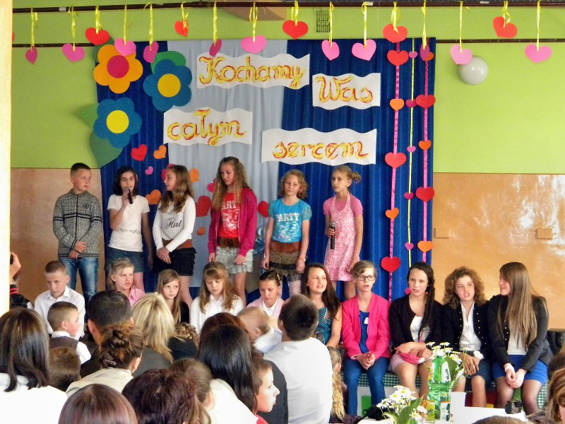 Kochamy Was całym sercem ? piknik rodzinny w Wampierzowie