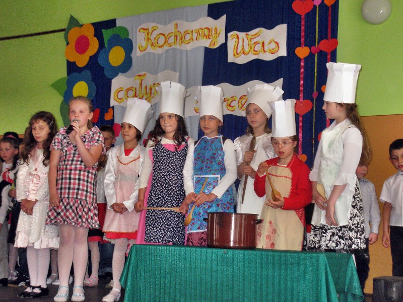 Kochamy Was całym sercem ? piknik rodzinny w Wampierzowie