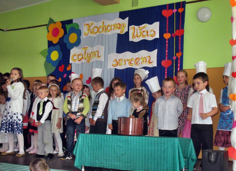 Kochamy Was całym sercem ? piknik rodzinny w Wampierzowie