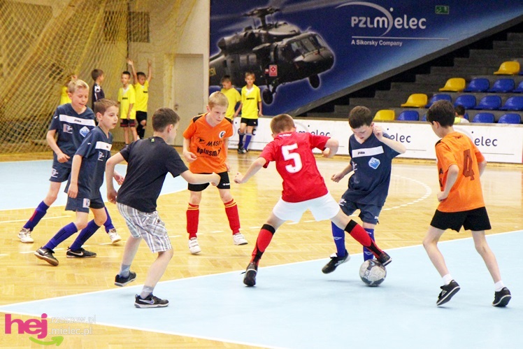 Piłkarski turniej na Dzień dziecka