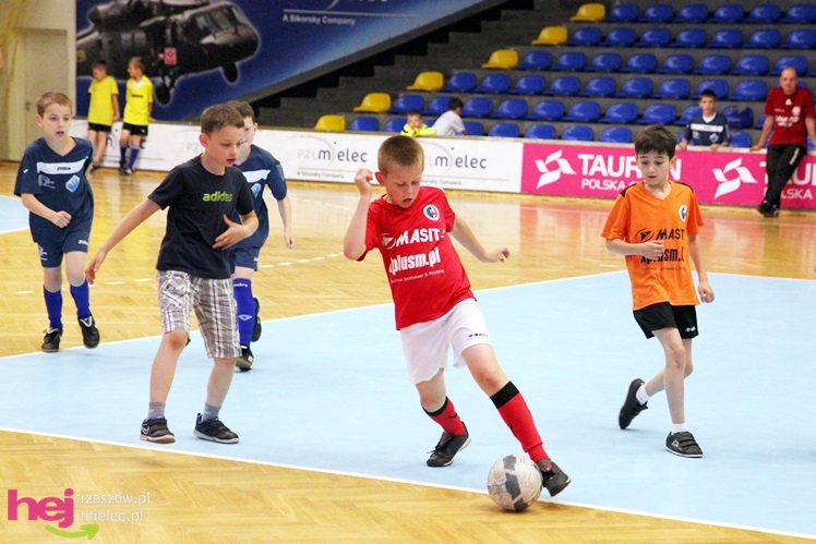 Piłkarski turniej na Dzień dziecka