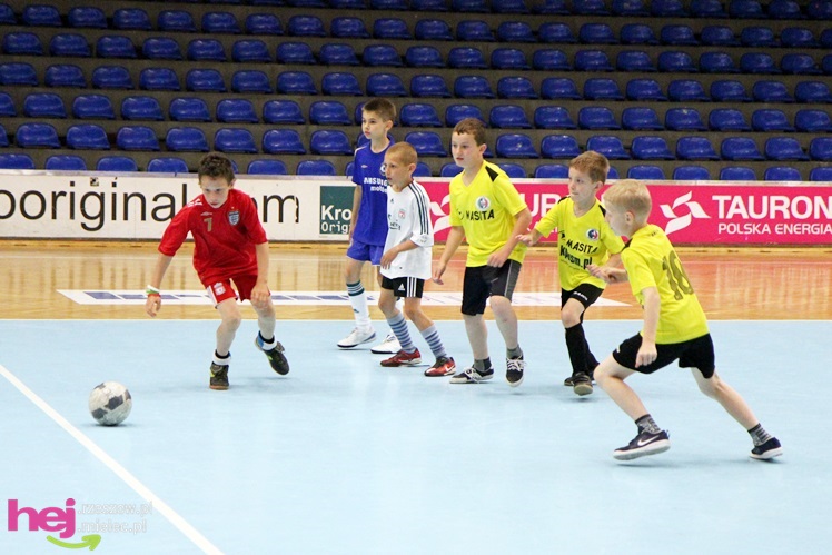 Piłkarski turniej na Dzień dziecka