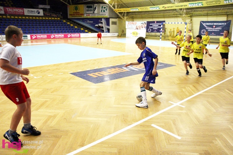 Piłkarski turniej na Dzień dziecka