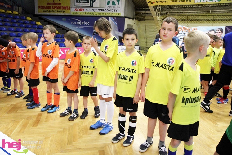 Piłkarski turniej na Dzień dziecka