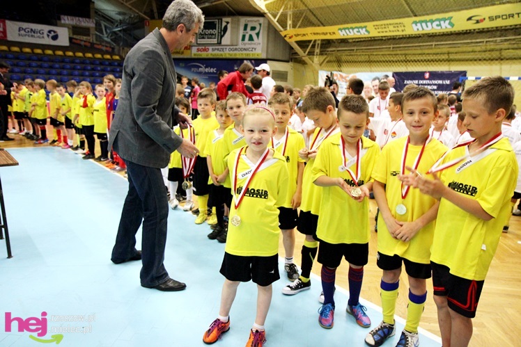 Piłkarski turniej na Dzień dziecka