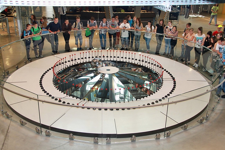 Uczniowie z Wadowic Dolnych i Izbisk na wycieczce w Warszawie