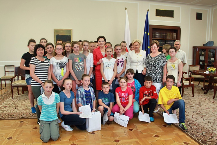 Uczniowie z Wadowic Dolnych i Izbisk na wycieczce w Warszawie