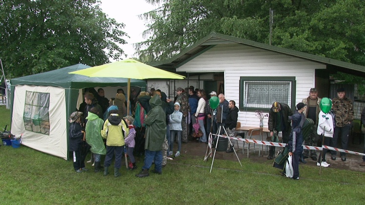 Wędkarski Dzień Dziecka: przyjechał marszałek województwa i poseł na Sejm