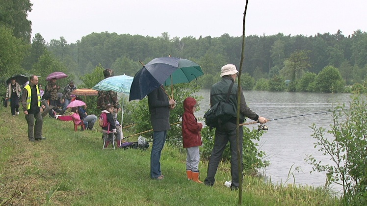 Wędkarski Dzień Dziecka: przyjechał marszałek województwa i poseł na Sejm
