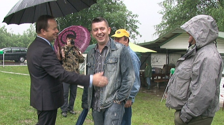 Wędkarski Dzień Dziecka: przyjechał marszałek województwa i poseł na Sejm