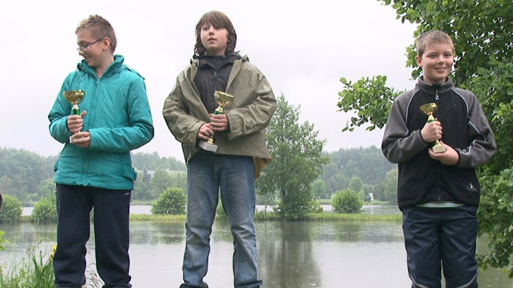 Wędkarski Dzień Dziecka: przyjechał marszałek województwa i poseł na Sejm