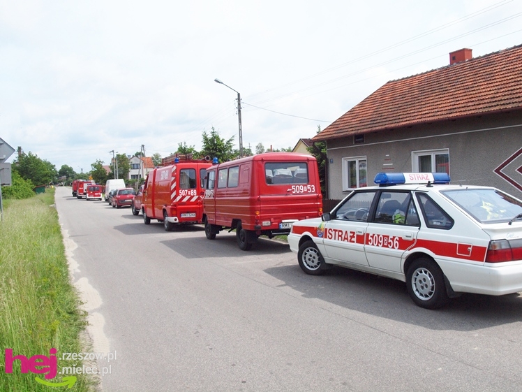 Podtopienia po nocnej ulewie. Problemy w Trześni, Ławnicy, Czajkowej i okolicy
