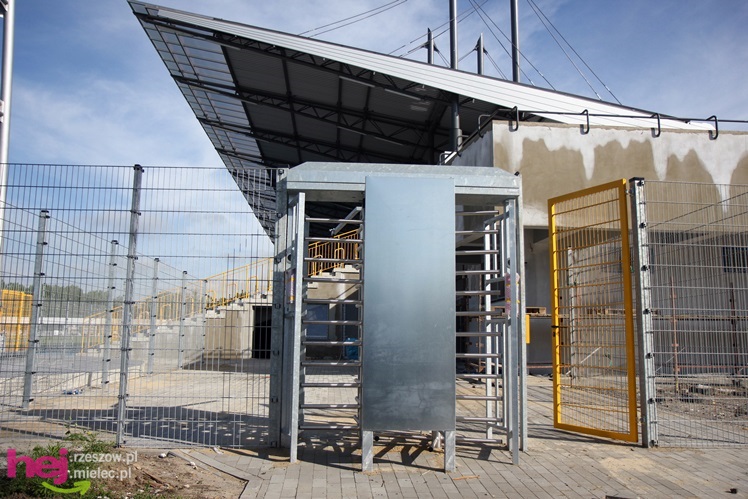 Prace budowlane na stadionie dobiegają końca - czerwiec 2013