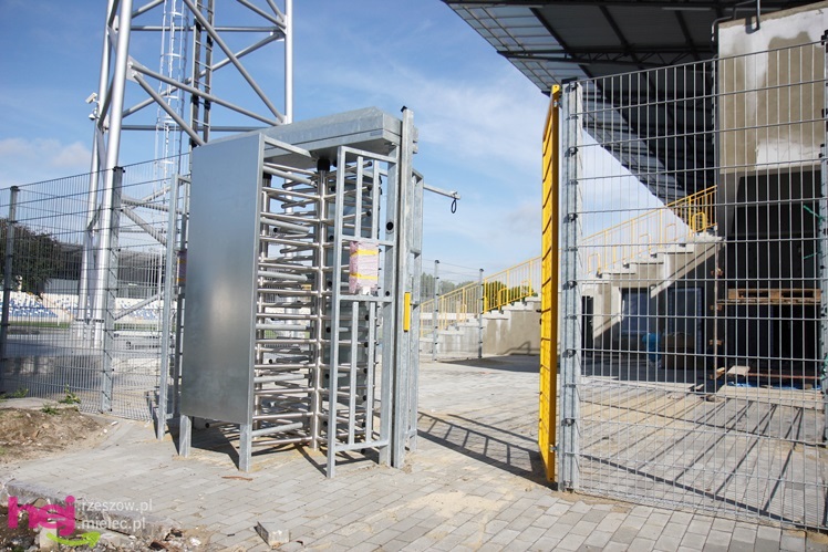 Prace budowlane na stadionie dobiegają końca - czerwiec 2013