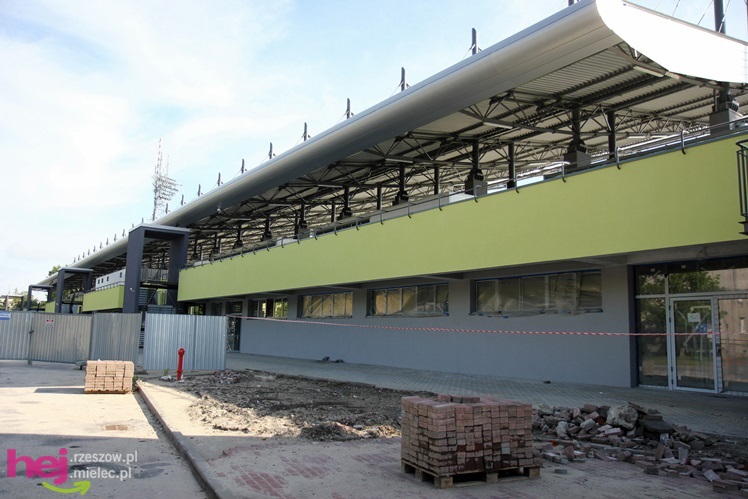 Prace budowlane na stadionie dobiegają końca - czerwiec 2013