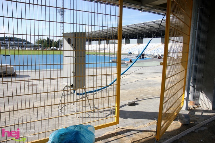 Prace budowlane na stadionie dobiegają końca - czerwiec 2013