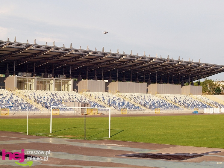 Prace budowlane na stadionie dobiegają końca - czerwiec 2013