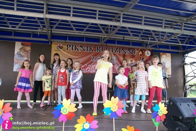 Piknik Rodzinny z okazji Dnia Matki i Dziecka pierwszy raz w Padwi Narodowej