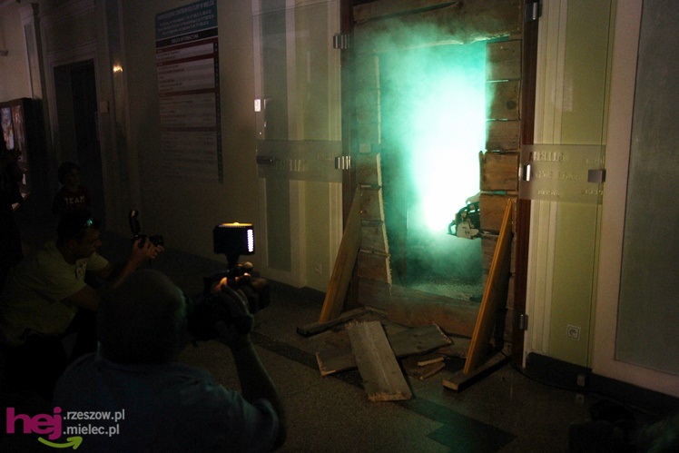 ?Bestiariusz Myśliwca? - wystawa rzeźby Marcina Myśliwca