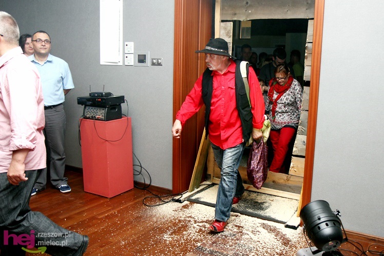 ?Bestiariusz Myśliwca? - wystawa rzeźby Marcina Myśliwca