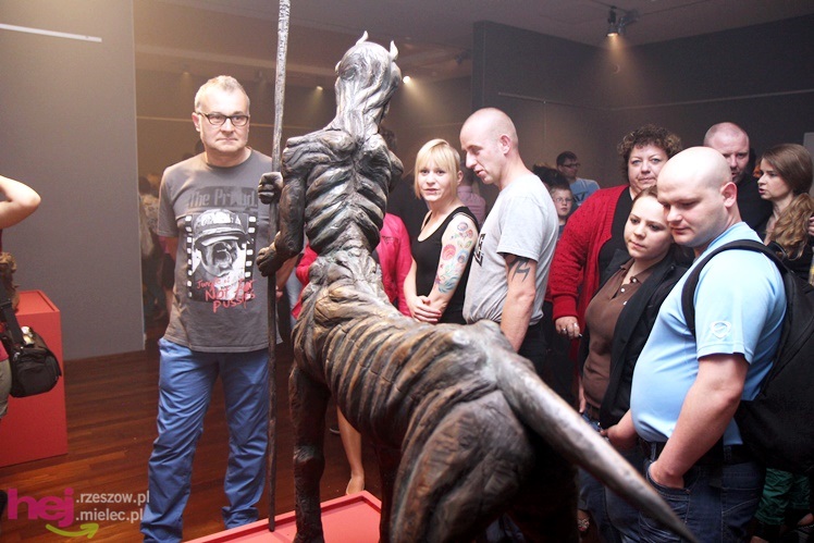 ?Bestiariusz Myśliwca? - wystawa rzeźby Marcina Myśliwca