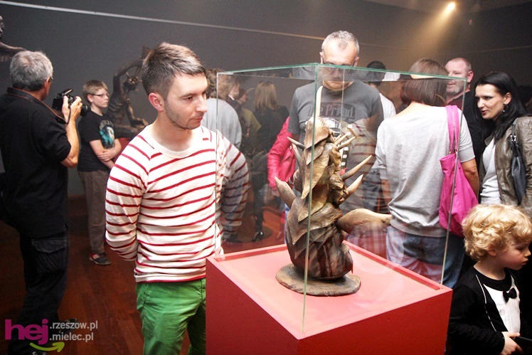 ?Bestiariusz Myśliwca? - wystawa rzeźby Marcina Myśliwca
