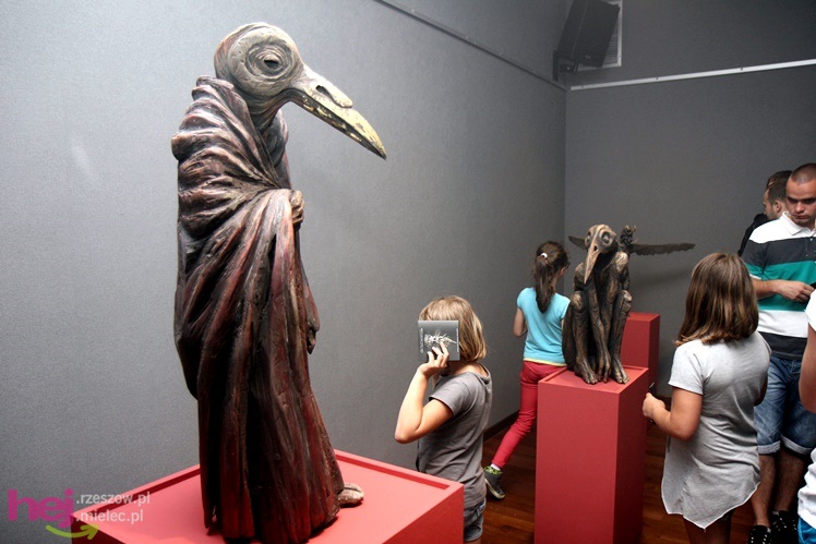 ?Bestiariusz Myśliwca? - wystawa rzeźby Marcina Myśliwca