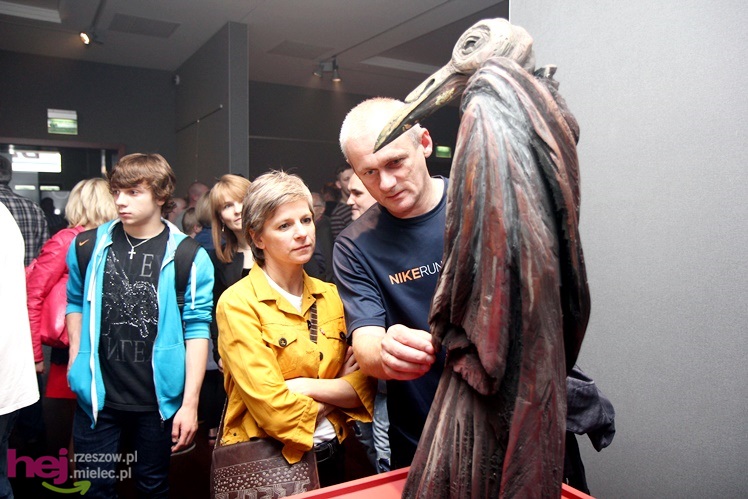 ?Bestiariusz Myśliwca? - wystawa rzeźby Marcina Myśliwca