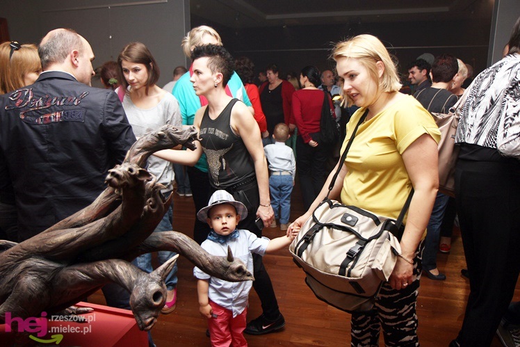 ?Bestiariusz Myśliwca? - wystawa rzeźby Marcina Myśliwca