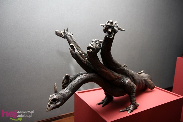 ?Bestiariusz Myśliwca? - wystawa rzeźby Marcina Myśliwca