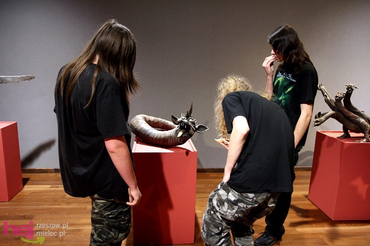 ?Bestiariusz Myśliwca? - wystawa rzeźby Marcina Myśliwca