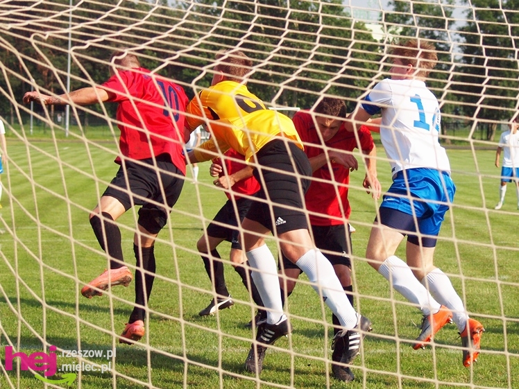 Zgodnie z planem Stal Mielec pokonała Polonię Przemyśl. Przeciwnik był bezsilny