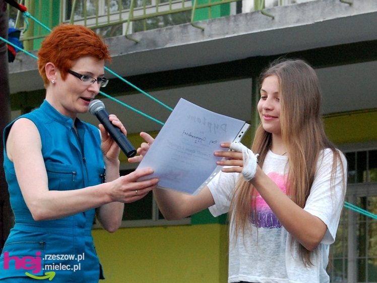 Tłumy na plantach. Słoneczna pogoda i cyrkowe atrakcje