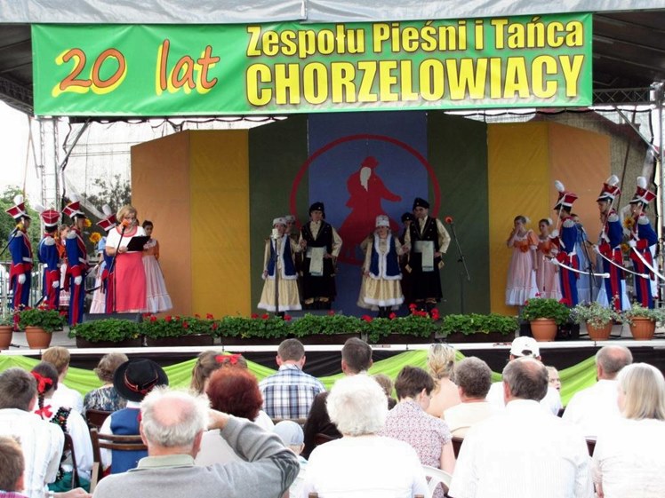Godne chwały 20 lat działalności. Chorzelowiacy świętowali wspólnie z mieszkańcami