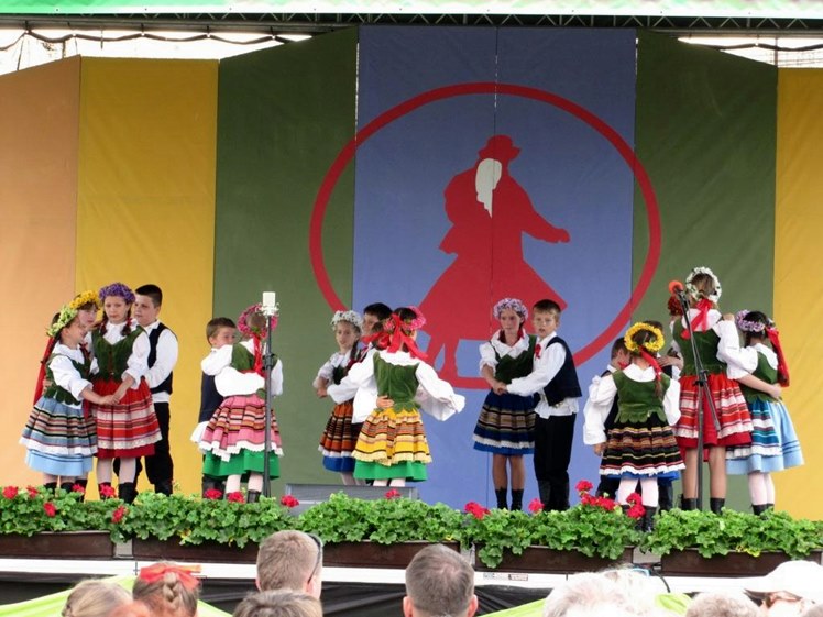 Godne chwały 20 lat działalności. Chorzelowiacy świętowali wspólnie z mieszkańcami