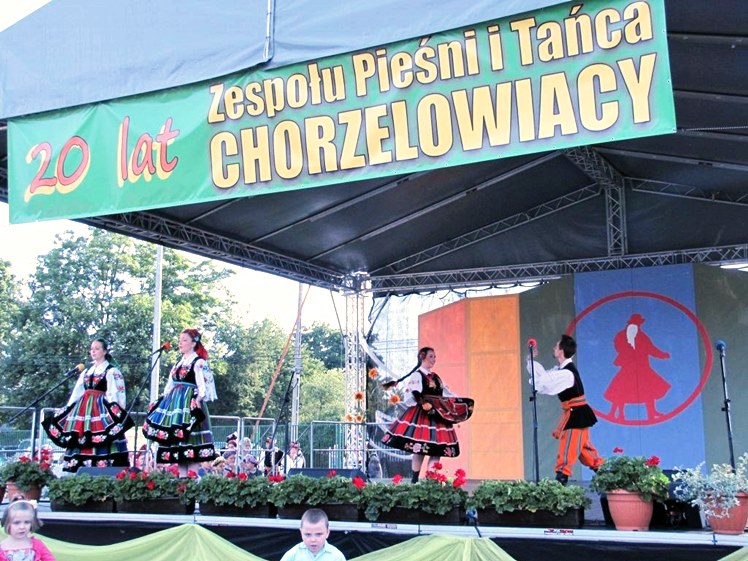 Godne chwały 20 lat działalności. Chorzelowiacy świętowali wspólnie z mieszkańcami