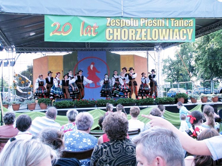 Godne chwały 20 lat działalności. Chorzelowiacy świętowali wspólnie z mieszkańcami