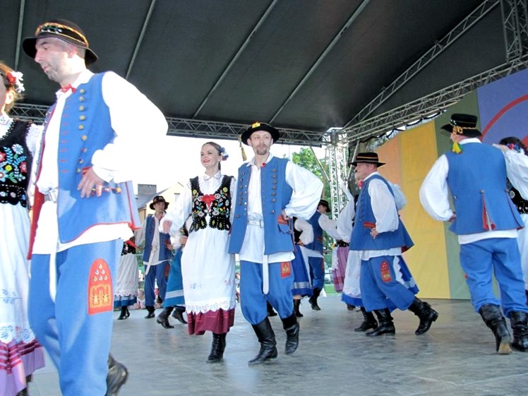 Godne chwały 20 lat działalności. Chorzelowiacy świętowali wspólnie z mieszkańcami